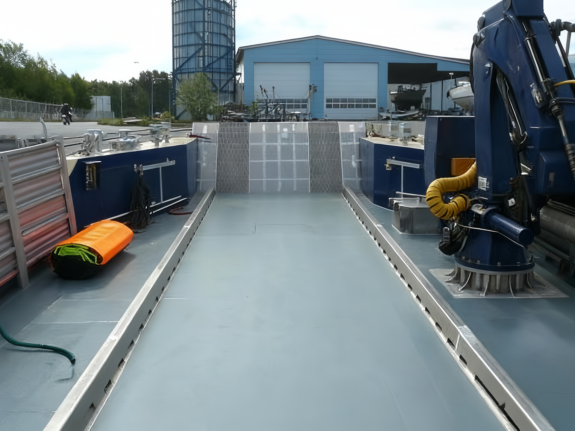 18M Work Boat